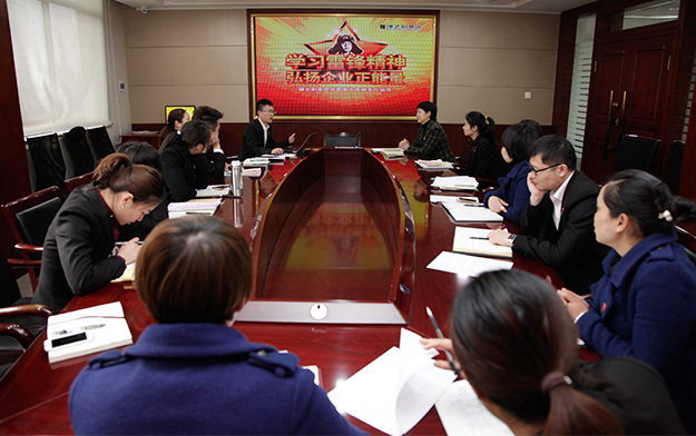 学习雷锋精神 弘扬企业正能量——开云手机站登录入口团委召开学习雷锋精神座谈会