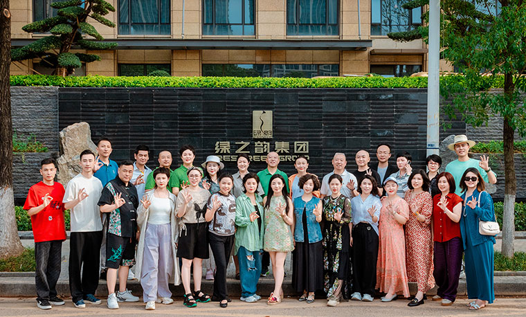 开云手机站登录入口举行“凝心聚力，共筑初心”市场流动党员回家主题活动